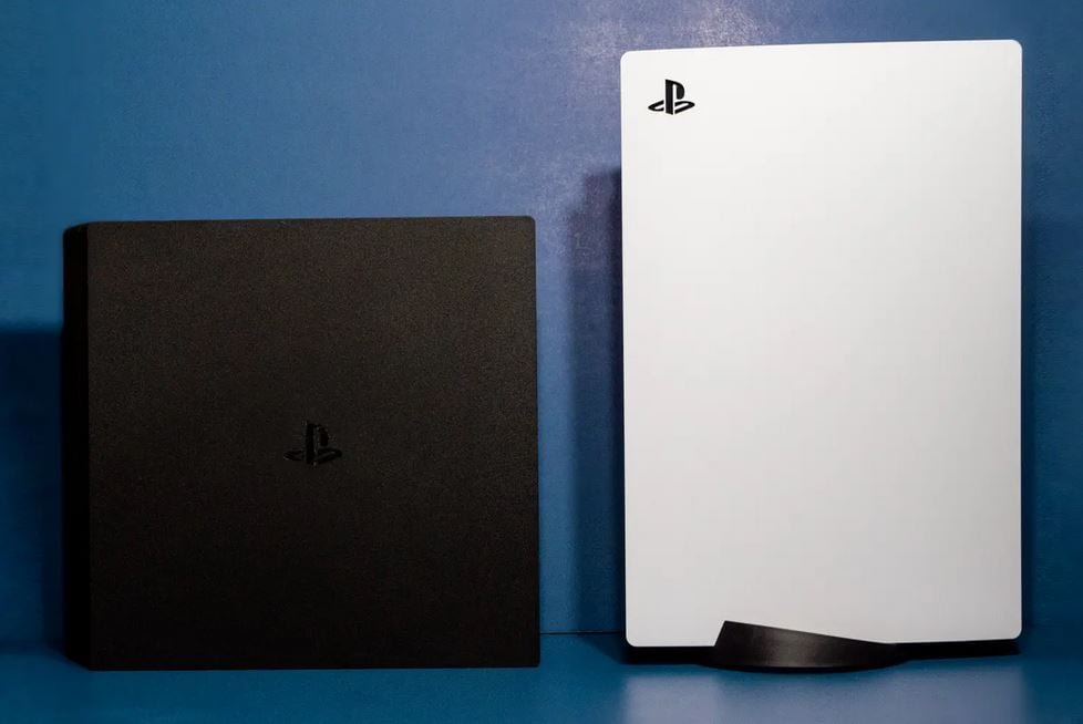 PS4 vs PS5 de côté
